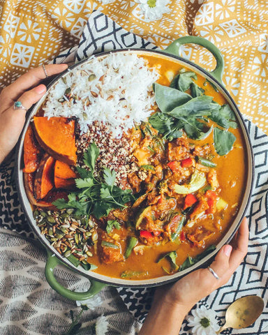 Clean-out-the-fridge Veggie Curry